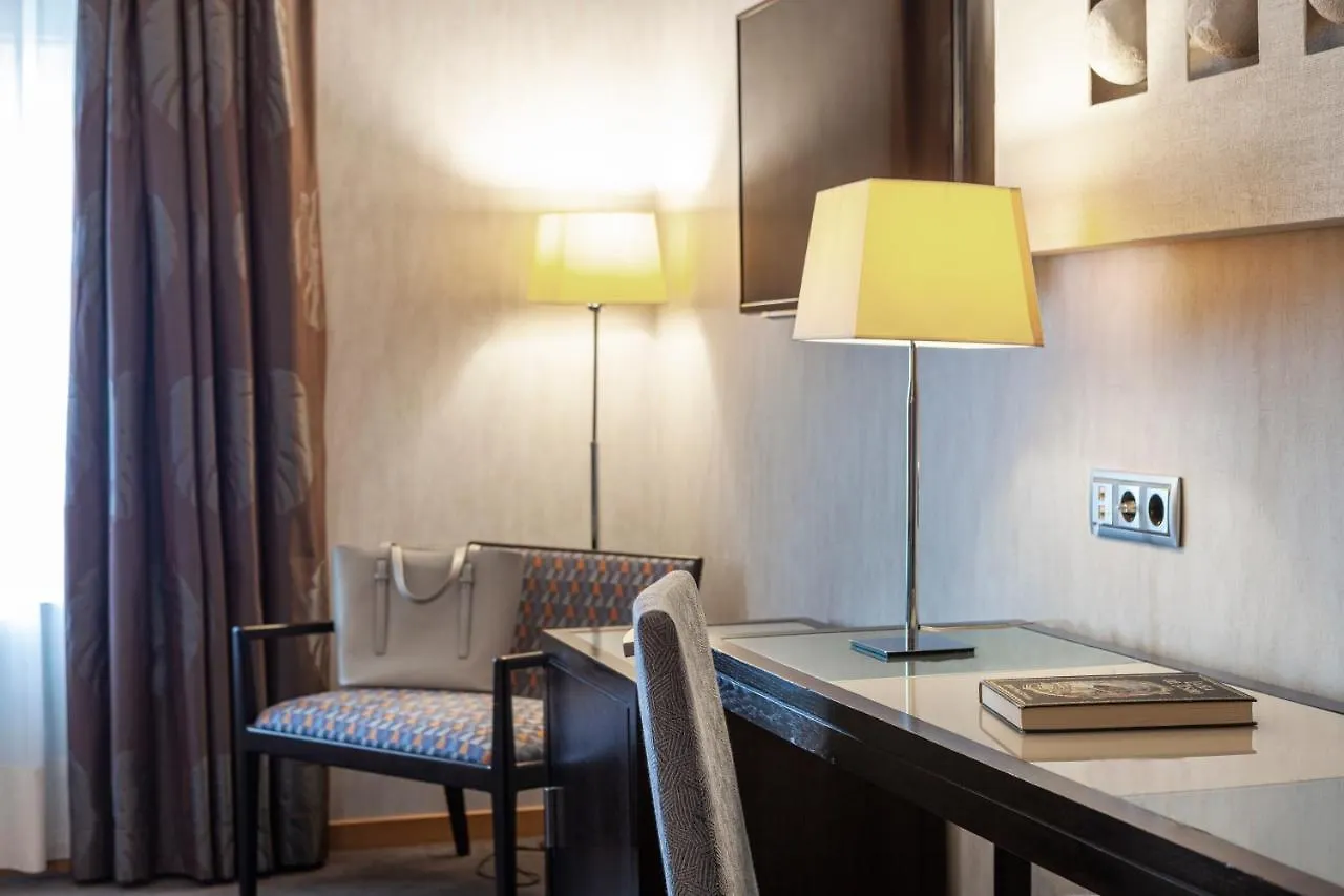 Hotel Macia Real De La Alhambra Granada Spain